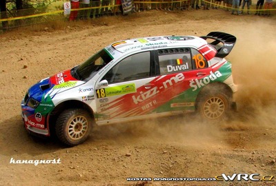 François Duval - Patrick Pivato
53º BP Ultimate Acropolis Rally of Greece 2006. Skoda Fabia WRC (S37 88E). Clasificado 13º.
First Motorsport Skoda

Del 2 al 4 de Junio, Athens.
Superficie: tierra.

El Rally constabade 3 etapas con un tenia un total de 1279.29 km de los que 355.62 km divididos en 18 tramos eran cronometrados.

Se inscribieron 91 equipos, tomaron la salida 84, finalizaron 69.

© Kostas Anagnostopoulos
@@
Palabras clave: Skoda;Fabia;WRC;Atenas;Grecia;Acropolis;2006