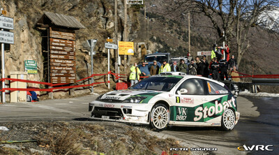 Matthew Wilson - Michael Orr
74º Rallye Automobile de Monte-Carlo 2006. Ford Focus RS WRC '04 (1 ES). Clasificado 15º.
Stobart VK Ford Rally Team

Del 20 al 22 de Enero, Monaco.
Superficie: asfalto - nieve.

El Rally tenia un total de 1294.89 Km de los que 366.39 km divididos en 18 tramos eran especiales, (2 de ellas fueron canceladas SS3 Pierlas - Ilonse 1 de 23.22 Km y SS11 La Tour sur Tinee - Utelle 2 de 18.73 Km).

Se inscribieron 53 equipos, tomaron la salida 51, finalizaron 43.

© Petr Sagner
@@
Palabras clave: Ford;Focus;WRC;Montecarlo;2006