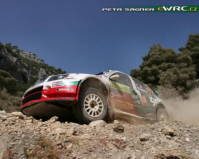 Jan Kopecký - Filip Schovánek
53º BP Ultimate Acropolis Rally of Greece 2006. Skoda Fabia WRC (4S8 9856). Clasificado 16º.
Czech RT Skoda Kopecký

Del 2 al 4 de Junio, Athens.
Superficie: tierra.

El Rally constabade 3 etapas con un tenia un total de 1279.29 km de los que 355.62 km divididos en 18 tramos eran cronometrados.

Se inscribieron 91 equipos, tomaron la salida 84, finalizaron 69.

© Petr Sagner
@@
Palabras clave: Skoda;Fabia;WRC;Acropolis;Grecia;Atenas;2006