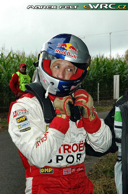 Kris Meeke - Glenn Patterson
25º OMV ADAC Rallye Deutschland 2006. Citroën C2 S1600 (7214 NE 52). Clasificado 16º.

Del 11 al 13 de Agosto, Trier, Rhineland-Palatinate.
Superficie: asfalto.

El Rally constaba de 3 etapas con un total de 1300.48 km de los que 349.11 km divididos en 19 tramos eran cronometrados.

Tomaron la salida 73 equipos, finalizaron 56.

© Marek Felt
@@
Palabras clave: Citroen;Alemania;Personajes