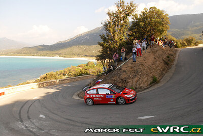 Sébastien Loeb - Daniel Elena
51º Tour de Corse - Rallye de France 2007. Citroën C4 WRC (733 DYN 78). Clasificado 1º.
Citroën Total WRT

Del 12 al 14 de Octubre, Ajaccio.
Superficie: asfalto.

El Rally constaba de 3 etapas con un total de 1099.10 km de los que 359.32 km divididos en 16 tramos, eran cronometrados.

Tomaron la salida 74 equipos, finalizaron 57.

© Marek Felt
@
Palabras clave: Citroen;WRC;Corse;Corcega;2007