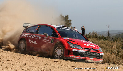 Sébastien Loeb - Daniel Elena
41º Vodafone Rally de Portugal 2007. Citroën C4 WRC (733 DYN 78). Clasificado 1º.
Citroën Total WRT

Del 30 de Marzo al 1 de Abril, Faro.
Superficie: tierra.

El Rally constaba de 3 etapas con un total de 1009.31 km de los que 357.10 km divididos en 18 tramos, eran cronometrados.

Tomaron la salida 80 equipos, finalizaron 61.

© Petr Sagner
@@
Palabras clave: Sebastien_Loeb;Citroen;WRC;Portugal;2007