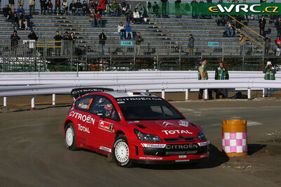 Dani Sordo - Marc Marti
7º Rally Japan 2007. Citroën C4 WRC (745 DYN 78). Clasificado 2º.
Citroën Total WRT

Del 26 al 28 de Octubre, Obihiro.
Superficie: tierra.

El Rally constaba de 3 etapas con un total de 1575.79 km de los que 350.19 km divididos en 27 tramos eran cronometrados.

Tomaron la salida 85 equipos, finalizaron 72.

© Willy Weyens
@
Palabras clave: Citroen;WRC;Japon;2007