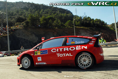 Dani Sordo - Marc Martí
43º Rally RACC Catalunya - Costa Daurada 2007. Citroën C4 WRC (738 DYN 78). Clasificado 2º.
Citroën Total WRT

Del 5 al 7 de Octubre, Salou, Tarragona, Catalunya, España.
Superficie: asfalto.

El Rally tenia un total de 1359.96 km de los que 352.87 km divididos en 18 tramos, eran especiales.

Se inscribieron 84 equipos, tomaron la salida 81, finalizaron 65.

© Marek Felt
@@
Palabras clave: ;Catalunya;Costa_Daurada;RACC;España;Spain;2007