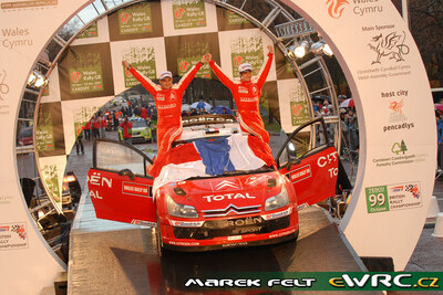 Sébastien Loeb - Daniel Elena
63º Wales Rally GB 2007. Citroën C4 WRC (741 DYN 78). Clasificado 3º.
Citroën Total WRT

Del 30 de Noviembre al 2 de Diciembre, Cardiff, Wales.
Superficie: tierra.

El Rally constaba de 3 etapas con un total de 1271.94 km de los que 359.54 km divididos en 17 tramos, eran especiales.

Tomaron la salida 108 equipos, finalizaron 83.

© Marek Felt
@@
Palabras clave: Citroen;WRC;Gran_Bretaña;2007