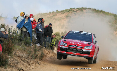 Dani Sordo - Marc Martí
41º Vodafone Rally de Portugal 2007. Citroën C4 WRC (738 DYN 78). Clasificado 3º.
Citroën Total WRT

Del 30 de Marzo al 1 de Abril, Faro.
Superficie: tierra.

El Rally constaba de 3 etapas con un total de 1009.31 km de los que 357.10 km divididos en 18 tramos, eran cronometrados.

Tomaron la salida 80 equipos, finalizaron 61.

© Petr Sagner
@@
Palabras clave: ;Citroen;WRC;Portugal;2007