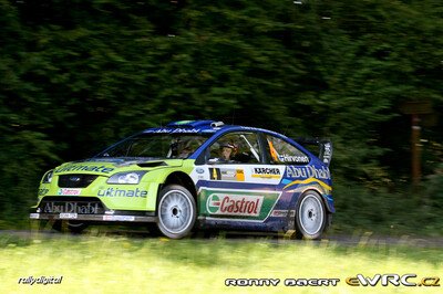 Mikko Hirvonen - Jarmo Lehtinen
26º ADAC Rallye Deutschland 2007. Ford Focus RS WRC '07 (EO56 TZR). Clasificado 3º.
BP Ford World Rally Team

Del 17 al 19 de Agosto, Trier.
Superficie: asfalto.

El Rally constaba de 3 etapas con un total de 1227.04 km de los que 356.27 km divididos en 19 tramos, eran cronometrados.

Tomaron la salida 102 equipos, finalizaron 88.

© Ronny Baert
@@
Palabras clave: Ford;Focus;WRC;Alemania;2007