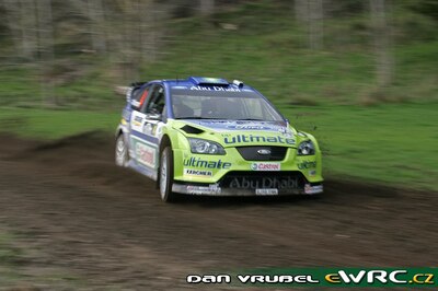 Mikko Hirvonen - Jarmo Lehtinen
37º Rally New Zealand 2007. Ford Focus RS WRC '07 (EJ56 FXA). Clasificado 3º.
BP Ford World Rally Team

Del 31 de Agosto al 2 de Septiembre, Hamilton, Waikato.
Superficie: tierra.

El Rally constaba de 3 etapas con un total de 1,255.98 Km de los que 353.56 Km divididos en 18 tramos, eran cronometrados.

Se inscribieron 69 equipos, tomaron la salida 68, finalizaron 59.

© Dan Vrubel
@@
Palabras clave: Ford;Focus;WRC;Nueva_Zelanda;2007
