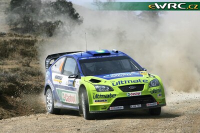 Mikko Hirvonen - Jarmo Lehtinen
4º Corona Rally Mexico 2007. Ford Focus RS WRC '06 (EJ56 FXA). Clasificado 3º.
BP Ford World Rally Team

Del 9 al 11 de Marzo, León.
Superficie: tierra.

El Rally constaba de 3 etapas con un total de 849.55 km de los que 366.06 km divididos en 20 tramos, eran cronometrados.

Tomaron la salida 47 equipos, finalizaron 36.

© Teams
@
Palabras clave: ;Ford;Focus;WRC;Mexico;2007