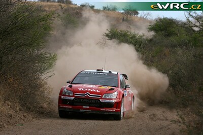 Dani Sordo - Marc Martí
4º Corona Rally Mexico 2007. Citroën C4 WRC (751 DYN 78). Clasificado 4º.
Citroën Total WRT

Del 9 al 11 de Marzo, León.
Superficie: tierra.

El Rally constaba de 3 etapas con un total de 849.55 km de los que 366.06 km divididos en 20 tramos, eran cronometrados.

Tomaron la salida 47 equipos, finalizaron 36.

© Teams
@
Palabras clave: ;Citroen;WRC;Mexico;2007