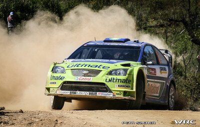 Marcus Grönholm - Timo Rautiainen
41º Vodafone Rally de Portugal 2007. Ford Focus RS WRC '06 (EJ56 FZV). Clasificado 4º.
BP Ford World Rally Team

Del 30 de Marzo al 1 de Abril, Faro.
Superficie: tierra.

El Rally constaba de 3 etapas con un total de 1009.31 km de los que 357.10 km divididos en 18 tramos, eran cronometrados.

Tomaron la salida 80 equipos, finalizaron 61.

© Petr Sagner
@@
Palabras clave: ;Ford;Focus;WRC;Portugal;2007