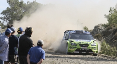 Mikko Hirvonen - Jarmo Lehtinen
54º BP Ultimate Acropolis Rally of Greece 2007. Ford Focus RS WRC 06 (EJ56 FZB). Clasificado 4º.

Del 1 al 3 de Junio, Markopoulo.
Superficie: tierra.

El Rally tenia un total de 1572.33 km de los que 356.36 km divididos en 3 etapas y 23 tramos, eran especiales (2 de ellos fueron cancelados SS9 Imittos 1 y SS20 Imittos 2 de 10,96 km cada uno.

Tomaron la salida 64 equipos, finalizaron 49.

© Petr Sagner
@@
Palabras clave: ;Ford;Focus;WRC;Acropolis;Grecia;2007