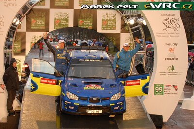 Petter Solberg - Phil Mills
63º Wales Rally GB 2007. Subaru Impreza S12B WRC '07 (FT56 SRT). Clasificado 4º.
Subaru World Rally Team

Del 30 de Noviembre al 2 de Diciembre, Cardiff, Wales.
Superficie: tierra.

El Rally constaba de 3 etapas con un total de 1271.94 km de los que 359.54 km divididos en 17 tramos, eran especiales.

Tomaron la salida 108 equipos, finalizaron 83.

© Marek Felt
@@
Palabras clave: Subaru;Impreza;WRC;Gran_Bretaña;2007