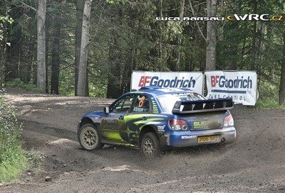 Chris Atkinson - Stéphane Prévot
57º Neste Oil Rally Finland 2007. Subaru Impreza S12B WRC '07 (JT06 SRT). Clasificado 4º.
Subaru World Rally Team

Del 3 al 5 de Agosto, Jyväskylä.
Superficie: tierra.

El Rally constaba de 3 etapas con un total de 1375.15 km de los que 360.34 km divididos en 23 tramos eran cronometrados.

Tomaron la salida 97 equipos, finalizaron 70.

© Luca Barsali
@@
Palabras clave: Subaru;Impreza;WRC;Finlandia;2007