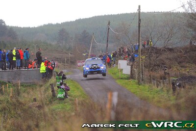 Petter Solberg - Phil Mills
3º Rally Ireland 2007. Subaru Impreza S12B WRC '07 (JT56 SRT). Clasificado 5º.
Subaru World Rally Team

Del 16 al 18 de Noviembre, Sligo.
Superficie: asfalto.

El Rally constaba de 3 etapas con un total de 1182.63 km de los que 328.72 km divididos en 20 tramos, eran cronometrados.

Tomaron la salida 84 equipos, finalizaron 66.

© Marek Felt
@@
Palabras clave: Subaru;Impreza;WRC;Irlanda;2007