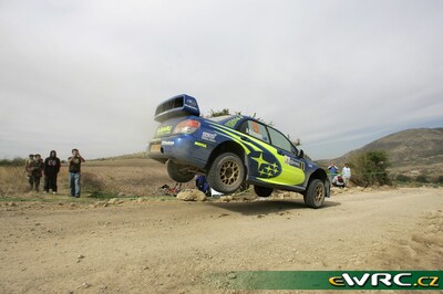 Chris Atkinson - Glenn Macneall
4º Corona Rally Mexico 2007. Subaru Impreza S12B WRC '07 (JT06 SRT). Clasificado 5º.
Subaru World Rally Team

Del 9 al 11 de Marzo, León.
Superficie: tierra.

El Rally constaba de 3 etapas con un total de 849.55 km de los que 366.06 km divididos en 20 tramos, eran cronometrados.

Tomaron la salida 47 equipos, finalizaron 36.

© Teams
@
Palabras clave: Subaru;Impreza;WRC;Mexico;2007