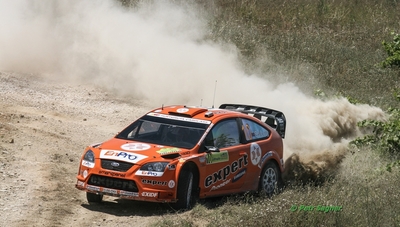 Henning Solberg - Cato Menkerud
54º BP Ultimate Acropolis Rally of Greece 2007. Ford Focus RS WRC 06 (EU55 CNX). Clasificado 5º.

Del 1 al 3 de Junio, Markopoulo.
Superficie: tierra.

El Rally tenia un total de 1572.33 km de los que 356.36 km divididos en 3 etapas y 23 tramos, eran especiales (2 de ellos fueron cancelados SS9 Imittos 1 y SS20 Imittos 2 de 10,96 km cada uno.

Tomaron la salida 64 equipos, finalizaron 49.

© Petr Sagner
@@
Palabras clave: Acropolis;Grecia;Ford;Focus;WRC;2007