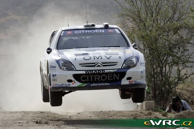 Manfred Stohl - Ilka Minor
4º Corona Rally Mexico 2007. Citroën Xsara WRC (98 DZF 78). Clasificado 6º.
OMV Kronos Citroën WRT

Del 9 al 11 de Marzo, León.
Superficie: tierra.

El Rally constaba de 3 etapas con un total de 849.55 km de los que 366.06 km divididos en 20 tramos, eran cronometrados.

Tomaron la salida 47 equipos, finalizaron 36.

© Teams
@
Palabras clave: Citroen;Xsara;WRC;Mexico;2007
