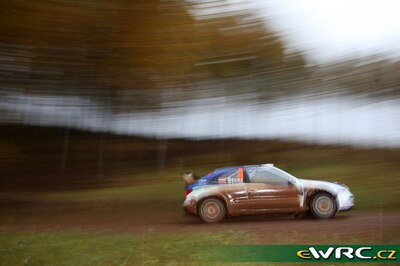 Manfred Stohl - Ilka Minor
7º Rally Japan 2007. Citroën Xsara WRC (98 DZF 78). Clasificado 6º.
OMV Kronos Citroën WRT

Del 26 al 28 de Octubre, Obihiro.
Superficie: tierra.

El Rally constaba de 3 etapas con un total de 1575.79 km de los que 350.19 km divididos en 27 tramos eran cronometrados.

Tomaron la salida 85 equipos, finalizaron 72.

© Willy Weyens
@
Palabras clave: Citroen;Xsara;WRC;Japon;2007