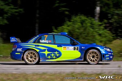 Petter Solberg - Phil Mills
26º ADAC Rallye Deutschland 2007. Subaru Impreza S12B WRC '07 (JT56 SRT). Clasificado 6º.
Subaru World Rally Team

Del 17 al 19 de Agosto, Trier.
Superficie: asfalto.

El Rally constaba de 3 etapas con un total de 1227.04 km de los que 356.27 km divididos en 19 tramos, eran cronometrados.

Tomaron la salida 102 equipos, finalizaron 88.

© Robert Tuchowski
@
Palabras clave: Subaru;Impreza;WRC;Alemania;2007