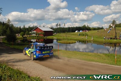 Xevi Pons - Xavier Amigo
57º Neste Oil Rally Finland 2007. Subaru Impreza S12B WRC '07 (JT07 SRT). Clasificado 6º.
Subaru World Rally Team

Del 3 al 5 de Agosto, Jyväskylä.
Superficie: tierra.

El Rally constaba de 3 etapas con un total de 1375.15 km de los que 360.34 km divididos en 23 tramos eran cronometrados.

Tomaron la salida 97 equipos, finalizaron 70.

© Marek Felt
@@
Palabras clave: Subaru;Impreza;WRC;Finlandia;2007