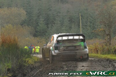 Matthew Wilson - Michael Orr
3º Rally Ireland 2007. Ford Focus RS WRC '06 (1 ES). Clasificado 7º.
Stobart VK Ford Rally Team

Del 16 al 18 de Noviembre, Sligo.
Superficie: asfalto.

El Rally constaba de 3 etapas con un total de 1182.63 km de los que 328.72 km divididos en 20 tramos, eran cronometrados.

Tomaron la salida 84 equipos, finalizaron 66.

© Marek Felt
@@
Palabras clave: Ford;Focus;WRC;Irlanda;2007