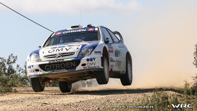Manfred Stohl - Ilka Minor
41º Vodafone Rally de Portugal 2007. Citroën Xsara WRC (596 DYS 78). Clasificado 9º.
OMV Kronos Citroën WRT

Del 30 de Marzo al 1 de Abril, Faro.
Superficie: tierra.

El Rally constaba de 3 etapas con un total de 1009.31 km de los que 357.10 km divididos en 18 tramos, eran cronometrados.

Tomaron la salida 80 equipos, finalizaron 61.

© Petr Sagner
@@
Palabras clave: Citroen;Xsara;WRC;Portugal;2007