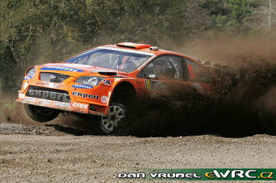 Henning Solberg - Cato Menkerud
37º Rally New Zealand 2007. Ford Focus RS WRC '06 (EU55 CNX). Clasificado 9º.
Stobart VK Ford Rally Team

Del 31 de Agosto al 2 de Septiembre, Hamilton, Waikato.
Superficie: tierra.

El Rally constaba de 3 etapas con un total de 1,255.98 Km de los que 353.56 Km divididos en 18 tramos, eran cronometrados.

Se inscribieron 69 equipos, tomaron la salida 68, finalizaron 59.

© Dan Vrubel
@@
Palabras clave: Ford;Focus;WRC;Nueva_Zelanda;2007