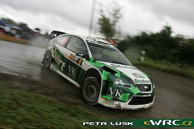 Matthew Wilson - Michael Orr
26º ADAC Rallye Deutschland 2007. Ford Focus RS WRC '06 (1 ES). Clasificado 9º.
Stobart VK Ford Rally Team

Del 17 al 19 de Agosto, Trier.
Superficie: asfalto.

El Rally constaba de 3 etapas con un total de 1227.04 km de los que 356.27 km divididos en 19 tramos, eran cronometrados.

Tomaron la salida 102 equipos, finalizaron 88.

© Marek Felt
@@
Palabras clave: Ford;Focus;WRC;Alemania;2007