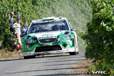 Matthew Wilson - Michael Orr
26º ADAC Rallye Deutschland 2007. Ford Focus RS WRC '06 (1 ES). Clasificado 9º.
Stobart VK Ford Rally Team

Del 17 al 19 de Agosto, Trier.
Superficie: asfalto.

El Rally constaba de 3 etapas con un total de 1227.04 km de los que 356.27 km divididos en 19 tramos, eran cronometrados.

Tomaron la salida 102 equipos, finalizaron 88.

© Marek Felt
@@
Palabras clave: Ford;Focus;WRC;Alemania;2007