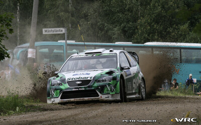 Matthew Wilson - Michael Orr
57º Neste Oil Rally Finland 2007. Ford Focus RS WRC '06 (1 ES). Clasificado 10º.
Stobart VK Ford Rally Team

Del 3 al 5 de Agosto, Jyväskylä.
Superficie: tierra.

El Rally constaba de 3 etapas con un total de 1375.15 km de los que 360.34 km divididos en 23 tramos eran cronometrados.

Tomaron la salida 97 equipos, finalizaron 70.

© Petr Sagner
@@
Palabras clave: Ford;Focus;WRC;Finlandia;2007