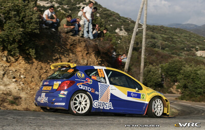 Dani Solà - Carlos del Barrio
51º Tour de Corse - Rallye de France 2007. Peugeot 207 S2000 (237 AXS 34). Clasificado 10º.
Twister Corse

Del 12 al 14 de Octubre, Ajaccio.
Superficie: asfalto.

El Rally constaba de 3 etapas con un total de 1099.10 km de los que 359.32 km divididos en 16 tramos, eran cronometrados.

Tomaron la salida 74 equipos, finalizaron 57.

© Petr Sagner
@
Palabras clave: Peugeot;Corse;Corcega;2007