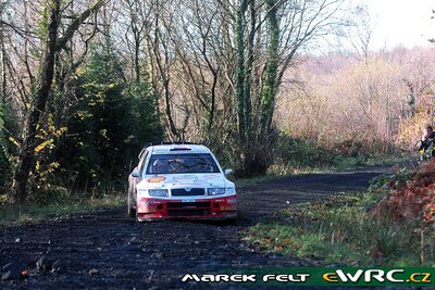 Jan Kopecký - Filip Schovánek
63º Wales Rally GB 2007. Škoda Fabia WRC (05R 0007). Clasificado 12º.
Czech Rally Team Kopecký

Del 30 de Noviembre al 2 de Diciembre, Cardiff, Wales.
Superficie: tierra.

El Rally constaba de 3 etapas con un total de 1271.94 km de los que 359.54 km divididos en 17 tramos, eran especiales.

Tomaron la salida 108 equipos, finalizaron 83.

© Marek Felt
@@
Palabras clave: Skoda;Fabia;WRC;Gran_Bretaña;2007