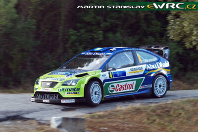 Mikko Hirvonen - Jarmo Lehtinen
51º Tour de Corse - Rallye de France 2007. Ford Focus RS WRC '07 (EO56 TZR). Clasificado 13º.
BP Ford World Rally Team

Del 12 al 14 de Octubre, Ajaccio.
Superficie: asfalto.

El Rally constaba de 3 etapas con un total de 1099.10 km de los que 359.32 km divididos en 16 tramos, eran cronometrados.

Tomaron la salida 74 equipos, finalizaron 57.

© Martin Stanislav
@
Palabras clave: Ford;Focus;WRC;Corse;Corcega;2007