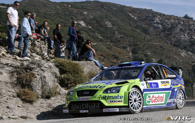 Mikko Hirvonen - Jarmo Lehtinen
51º Tour de Corse - Rallye de France 2007. Ford Focus RS WRC '07 (EO56 TZR). Clasificado 13º.
BP Ford World Rally Team

Del 12 al 14 de Octubre, Ajaccio.
Superficie: asfalto.

El Rally constaba de 3 etapas con un total de 1099.10 km de los que 359.32 km divididos en 16 tramos, eran cronometrados.

Tomaron la salida 74 equipos, finalizaron 57.

© Petr Sagner
@
Palabras clave: Ford;Focus;WRC;Corse;Corcega;2007