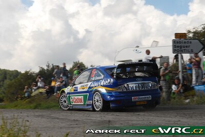Khalid Al-Qassimi - Nicky Beech
43º Rally RACC Catalunya - Costa Daurada 2007. Ford Focus RS WRC '06 (EU55 CNV). Clasificado 14º.
BP Ford World Rally Team

Del 5 al 7 de Octubre, Salou, Tarragona, Catalunya, España.
Superficie: asfalto.

El Rally tenia un total de 1359.96 km de los que 352.87 km divididos en 18 tramos, eran especiales.

Se inscribieron 84 equipos, tomaron la salida 81, finalizaron 65.

© Marek Felt
@@
Palabras clave: Ford;Focus;WRC;Catalunya;Costa_Daurada;RACC;España;Spain;2007