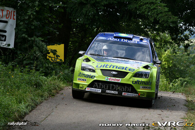 Khalid  Al-Qassimi -  Nicky Beech
26º ADAC Rallye Deutschland 2007. Ford Focus RS WRC '06 (EU55 CNV). Clasificado 16º.
BP Ford World Rally Team

Del 17 al 19 de Agosto, Trier.
Superficie: asfalto.

El Rally constaba de 3 etapas con un total de 1227.04 km de los que 356.27 km divididos en 19 tramos, eran cronometrados.

Tomaron la salida 102 equipos, finalizaron 88.

© Ronny Baert
@@
Palabras clave: Ford;Focus;WRC;Alemania;2007