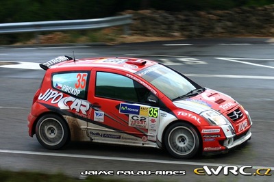 Martin Prokop - Jan Tománek
43º Rally RACC Catalunya - Costa Daurada 2007. Citroën C2 S1600 (2J3 8402). Clasificado 17º.

Del 5 al 7 de Octubre, Salou, Tarragona, Catalunya, España.
Superficie: asfalto.

El Rally tenia un total de 1359.96 km de los que 352.87 km divididos en 18 tramos, eran especiales.

Se inscribieron 84 equipos, tomaron la salida 81, finalizaron 65.

© Jaime-Palau Ribes
@@
Palabras clave: Citroen;Catalunya;Costa_Daurada;RACC;España;Spain;2007