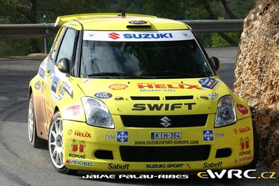 Urmo Aava - Kuldar Sikk
43º Rally RACC Catalunya - Costa Daurada 2007. Suzuki Swift S1600 (KIH-354). Clasificado 18º.

Del 5 al 7 de Octubre, Salou, Tarragona, Catalunya, España.
Superficie: asfalto.

El Rally tenia un total de 1359.96 km de los que 352.87 km divididos en 18 tramos, eran especiales.

Se inscribieron 84 equipos, tomaron la salida 81, finalizaron 65.

© Jaime-Palau Ribes
@@
Palabras clave: Suzuki;Swift;Catalunya;Costa_Daurada;RACC;España;Spain;2007