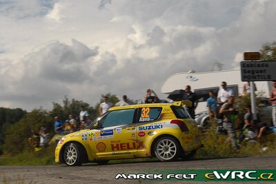 Urmo Aava - Kuldar Sikk
43º Rally RACC Catalunya - Costa Daurada 2007. Suzuki Swift S1600 (KIH-354). Clasificado 18º.

Del 5 al 7 de Octubre, Salou, Tarragona, Catalunya, España.
Superficie: asfalto.

El Rally tenia un total de 1359.96 km de los que 352.87 km divididos en 18 tramos, eran especiales.

Se inscribieron 84 equipos, tomaron la salida 81, finalizaron 65.

© Marek Felt
@@
Palabras clave: Suzuki;Swift;Catalunya;Costa_Daurada;RACC;España;Spain;2007