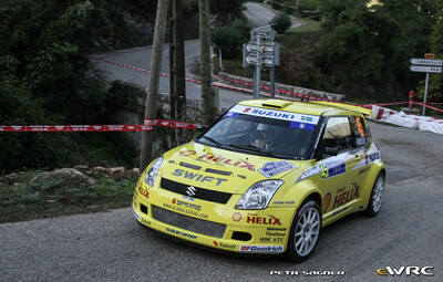 Per-Gunnar Andersson - Jonas Andersson
51º Tour de Corse - Rallye de France 2007. Suzuki Swift S1600 (KIH-353). Clasificado 20º.
Suzuki Sport Europe

Del 12 al 14 de Octubre, Ajaccio.
Superficie: asfalto.

El Rally constaba de 3 etapas con un total de 1099.10 km de los que 359.32 km divididos en 16 tramos, eran cronometrados.

Tomaron la salida 74 equipos, finalizaron 57.

© Petr Sagner
@
Palabras clave: Suzuki;Swift;Corse;Corcega;2007
