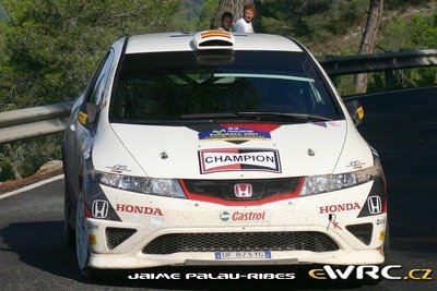 Dani Solà - Carlos del Barrio
43º Rally RACC Catalunya - Costa Daurada 2007. Honda Civic Type-R R3 (DF 873 YG). Clasificado 20º.
J.A.S Motorsport

Del 5 al 7 de Octubre, Salou, Tarragona, Catalunya, España.
Superficie: asfalto.

El Rally tenia un total de 1359.96 km de los que 352.87 km divididos en 18 tramos, eran especiales.

Se inscribieron 84 equipos, tomaron la salida 81, finalizaron 65.

© Jaime-Palau Ribes
@@
Palabras clave: Honda;Civic;Type-R;Catalunya;Costa_Daurada;RACC;España;Spain;2007