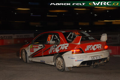 Martin Prokop - Jan Tománek
63º Wales Rally GB 2007. Mitsubishi Lancer Evo IX (3J0 8110). Clasificado 20º.

Del 30 de Noviembre al 2 de Diciembre, Cardiff, Wales.
Superficie: tierra.

El Rally constaba de 3 etapas con un total de 1271.94 km de los que 359.54 km divididos en 17 tramos, eran especiales.

Tomaron la salida 108 equipos, finalizaron 83.

© Marek Felt
@@
Palabras clave: Mitsubishi;Lancer;Gran_Bretaña;2007