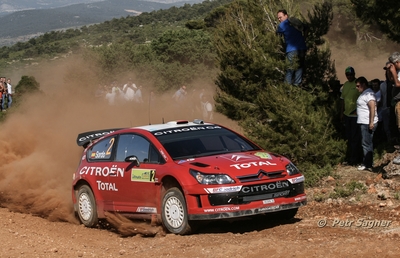 Dani Sordo - Marc Martí­
54º BP Ultimate Acropolis Rally of Greece 2007. Citröen C4 WRC (745 DYN 78). Clasificado 24º.

Del 1 al 3 de Junio, Markopoulo.
Superficie: tierra.

El Rally tenia un total de 1572.33 km de los que 356.36 km divididos en 3 etapas y 23 tramos, eran especiales (2 de ellos fueron cancelados SS9 Imittos 1 y SS20 Imittos 2 de 10,96 km cada uno.

Tomaron la salida 64 equipos, finalizaron 49.

© Petr Sagner
@@
Palabras clave: ;Citroen;WRC;Acropolis;Grecia;2007