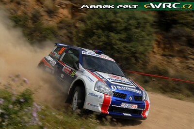 Jozef Béreš jun. - Petr Starý
4º Rally d'Italia Sardegna 2007. Renault Clio S1600 (KE S 067). Clasificado 25º.

Del 18 al 20 de Mayo, Olbia, Sardinia.
Superficie: tierra.

El Rally constaba de 3 etapas con un total de 1061.84 km de los que 342.86 km divididos en 18 tramos, eran cronometrados.

Tomaron la salida 82 equipos, finalizaron 67.

© Marek Felt
@@
Palabras clave: Renault;Clio;Cerdeña;Italia;2007