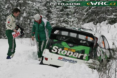 Matthew Wilson - Michael Orr
22º Rally Norway 2007. Ford Focus RS WRC '06 (1ES / EU55 CNN). Clasificado 26º.
Stobart VK Ford Rally Team

Del 16 al 18 de Febrero, Hamar, Innlandet.
Superficie: nieve - hielo.

El Rally constaba de 3 etapas con un total de 1109.57 km de los que 355.99 km divididos en 18 tramos, eran cronometrados.

Tomaron la salida 74 equipos, finalizaron 63.

© Petr Lusk
@@
Palabras clave: Ford;Focus;WRC;Noruega;2007;Nieve
