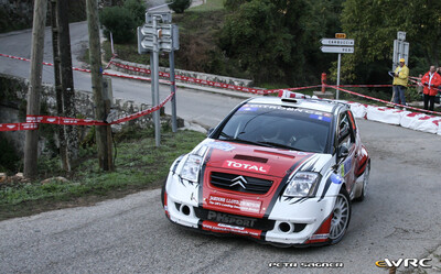 Conrad Rautenbach - David Senior
51º Tour de Corse - Rallye de France 2007. Citroën C2 S1600 (9147 NE 52). Clasificado 26º.

Del 12 al 14 de Octubre, Ajaccio.
Superficie: asfalto.

El Rally constaba de 3 etapas con un total de 1099.10 km de los que 359.32 km divididos en 16 tramos, eran cronometrados.

Tomaron la salida 74 equipos, finalizaron 57.

© Petr Sagner
@@
Palabras clave: Citroen;Corse;Corcega;2007