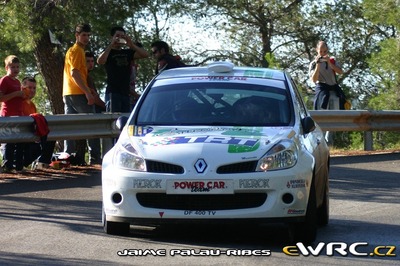 Alessandro Bettega - Simone Scattolin
43º Rally RACC Catalunya - Costa Daurada 2007. Renault Clio R3 (DF 400 TV). Clasificado 39º.
TRT srl

Del 5 al 7 de Octubre, Salou, Tarragona, Catalunya, España.
Superficie: asfalto.

El Rally tenia un total de 1359.96 km de los que 352.87 km divididos en 18 tramos, eran especiales.

Se inscribieron 84 equipos, tomaron la salida 81, finalizaron 65.

© Jaime-Palau Ribes
@@
Palabras clave: Renault;Clio;Catalunya;Costa_Daurada;RACC;España;Spain;2007