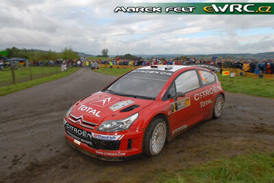 Dani Sordo - Marc Martí
26º ADAC Rallye Deutschland 2007. Citroën C4 WRC (751 DYN 78). Abandonó por motor en SS7 St. Wendeler Land 1 de 16.37 km.
Citroën Total WRT

Del 17 al 19 de Agosto, Trier.
Superficie: asfalto.

El Rally constaba de 3 etapas con un total de 1227.04 km de los que 356.27 km divididos en 19 tramos, eran cronometrados.

Tomaron la salida 102 equipos, finalizaron 88.

© Marek Felt
@@
Palabras clave: Citroen;WRC;Alemania;2007