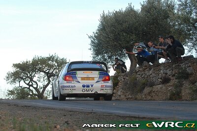 Manfred Stohl - Ilka Minor
43º Rally RACC Catalunya - Costa Daurada 2007. Citroën Xsara WRC (840 EEC 78). Abandonó por accidente (vuelco) en SS3 Querol 2 de 25.43 km.
OMV Kronos Citroën WRT

Del 5 al 7 de Octubre, Salou, Tarragona, Catalunya, España.
Superficie: asfalto.

El Rally tenia un total de 1359.96 km de los que 352.87 km divididos en 18 tramos, eran especiales.

Se inscribieron 84 equipos, tomaron la salida 81, finalizaron 65.

© Marek Felt
@@
Palabras clave: Citroen;Xsara;WRC;Catalunya;Costa_Daurada;RACC;España;Spain;2007